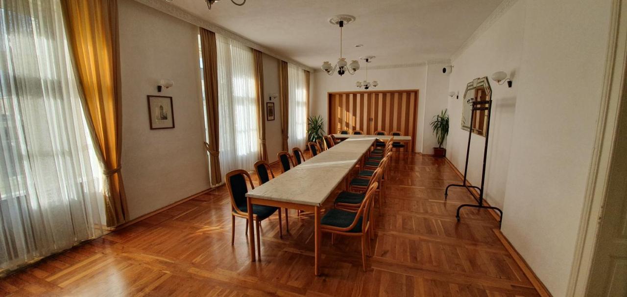 Hotel "Stadt Koethen" Koethen  Ngoại thất bức ảnh