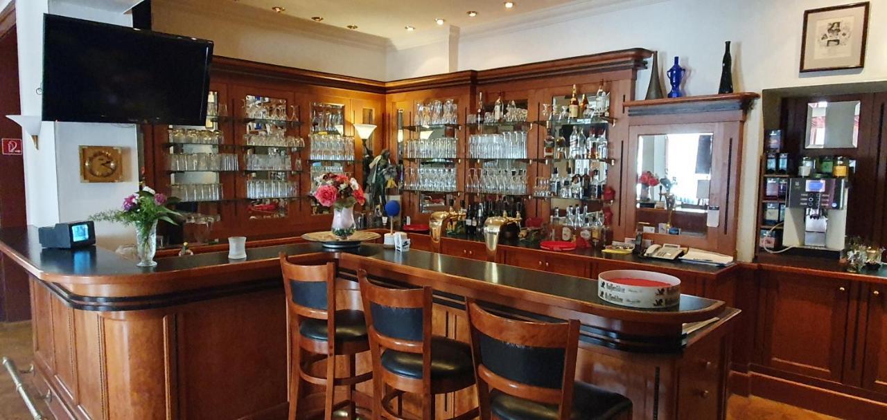 Hotel "Stadt Koethen" Koethen  Ngoại thất bức ảnh